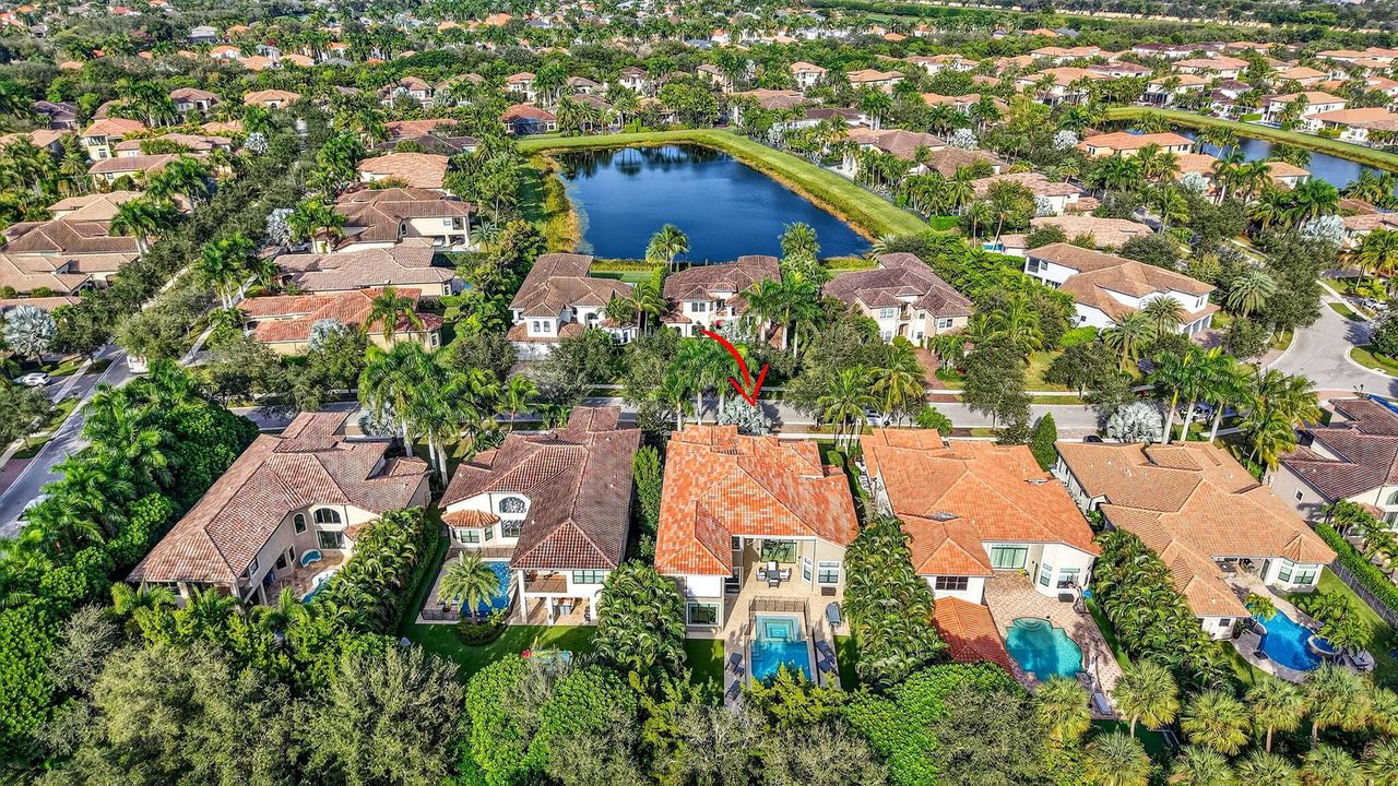 待售: $2,349,000 (5 贝兹, 5 浴室, 5031 平方英尺)