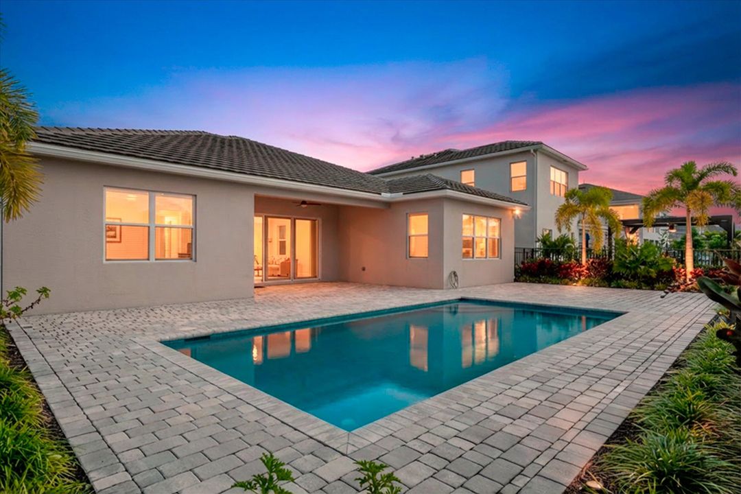 For Sale: $799,990 (3 beds, 3 baths, 2410 Square Feet)