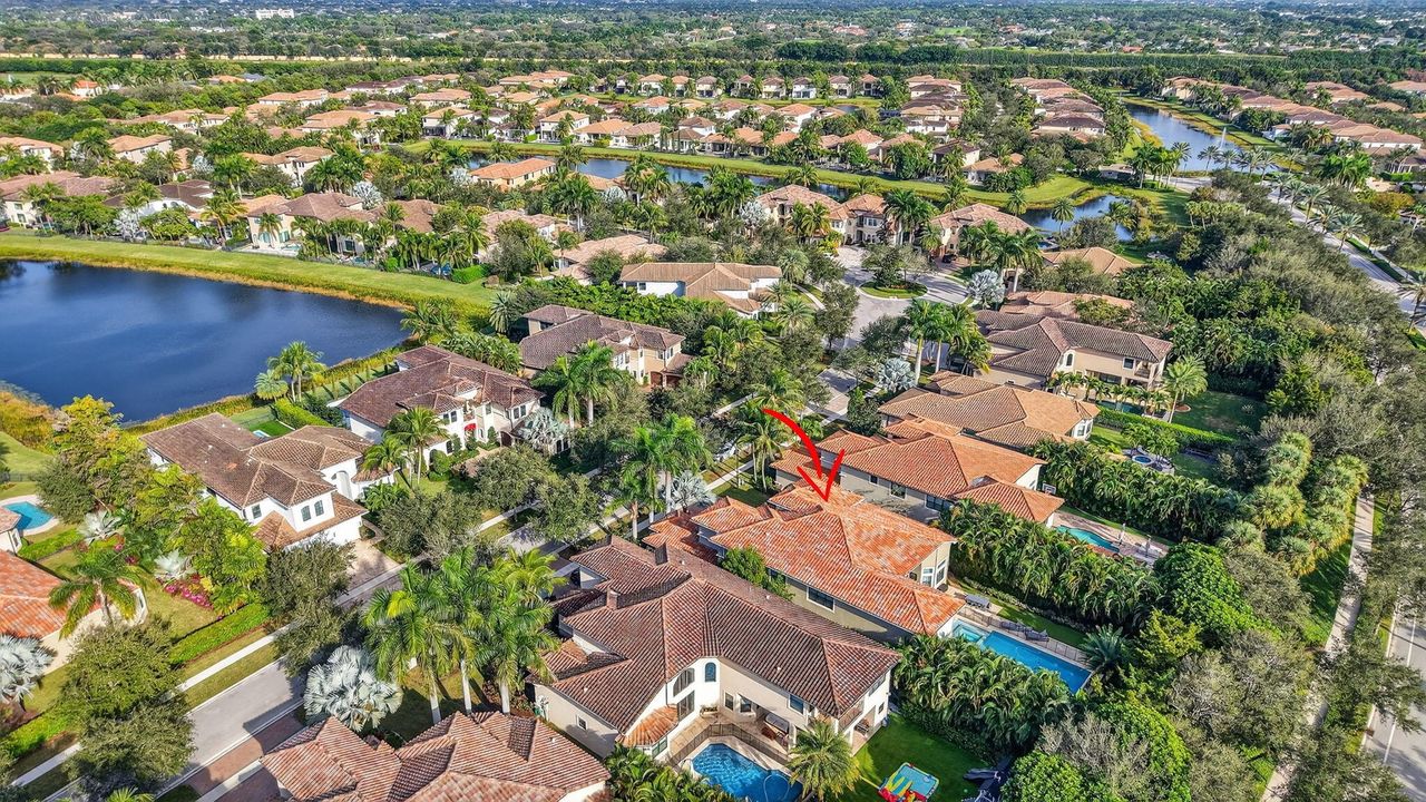 待售: $2,349,000 (5 贝兹, 5 浴室, 5031 平方英尺)