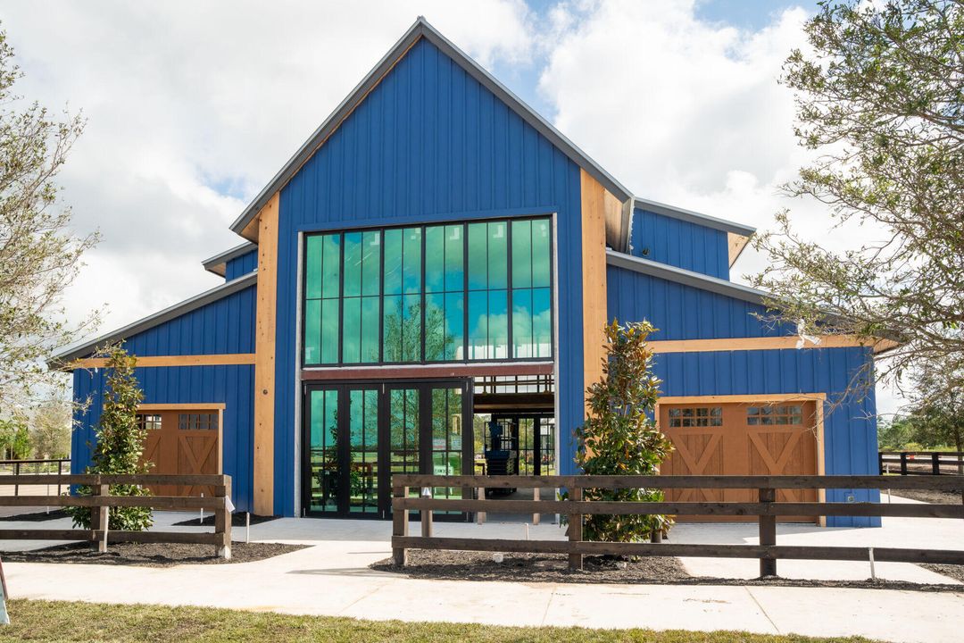 For Sale: $699,990 (2 beds, 2 baths, 1874 Square Feet)