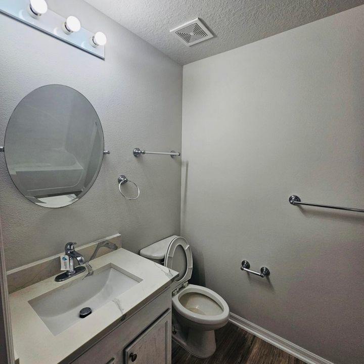 En Venta: $329,000 (4 camas, 2 baños, 1655 Pies cuadrados)