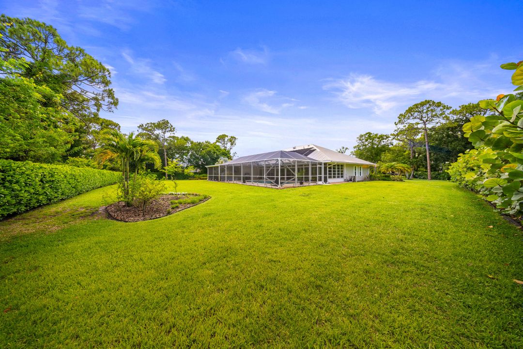 出租: $9,500 (4 贝兹, 3 浴室, 3350 平方英尺)