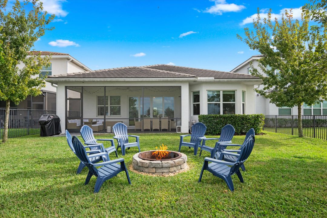 На продажу: $675,000 (4 спален, 2 ванн, 2305 Квадратных фут)