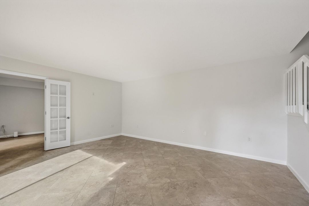 En Venta: $439,000 (3 camas, 2 baños, 1596 Pies cuadrados)