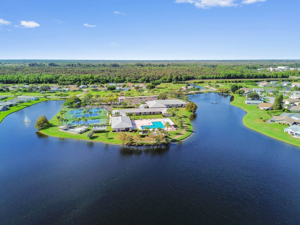 En Venta: $379,900 (2 camas, 2 baños, 1752 Pies cuadrados)