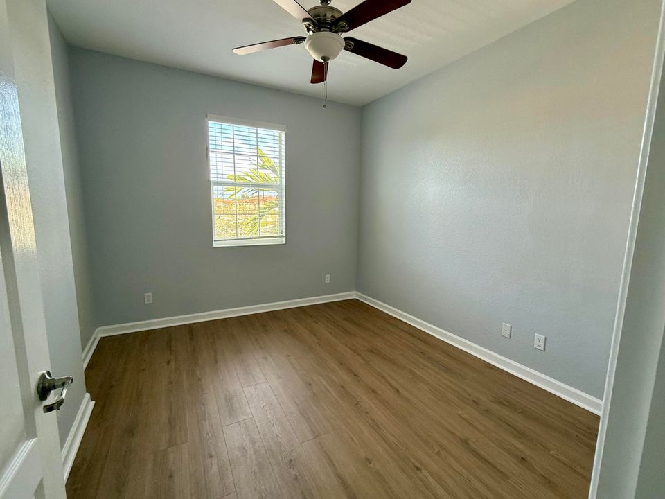 For Rent: $2,700 (3 beds, 2 baths, 1673 Square Feet)