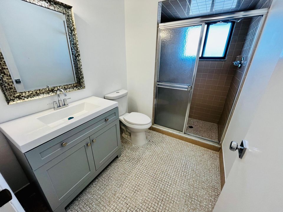 В аренду: $2,250 (2 спален, 2 ванн, 1159 Квадратных фут)