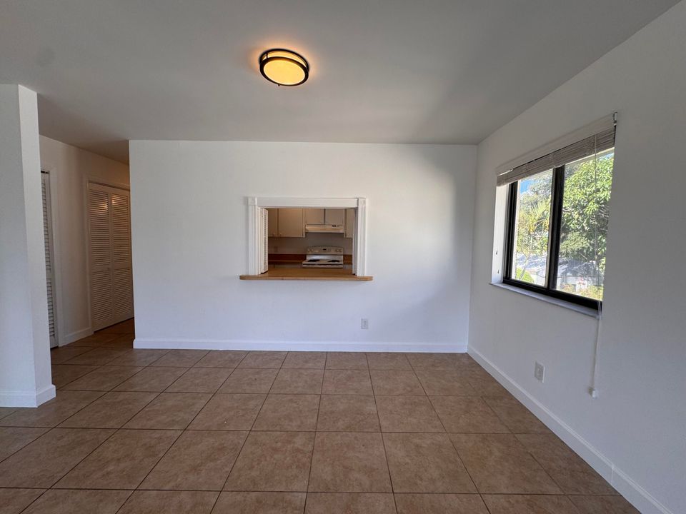 В аренду: $2,250 (2 спален, 2 ванн, 1159 Квадратных фут)