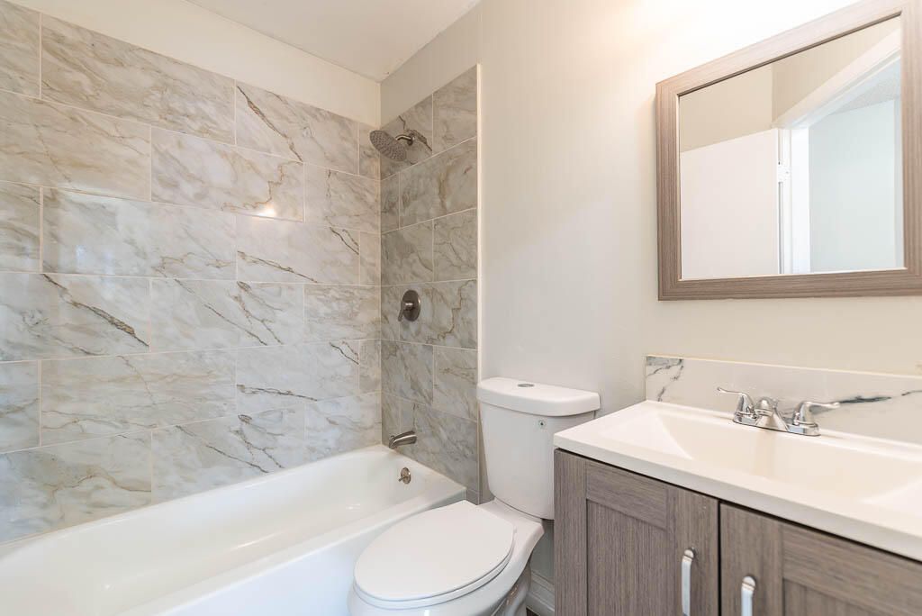 For Rent: $2,350 (3 beds, 2 baths, 1260 Square Feet)