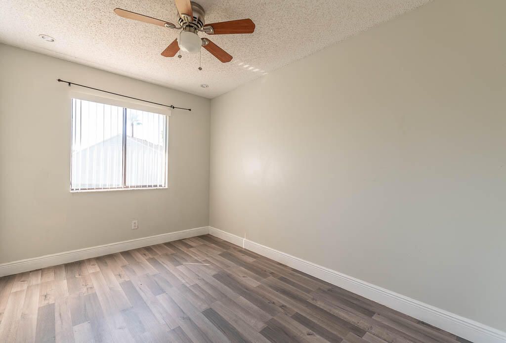 For Rent: $2,350 (3 beds, 2 baths, 1260 Square Feet)