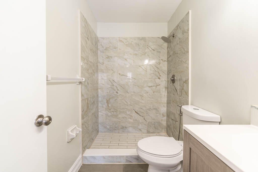 For Rent: $2,350 (3 beds, 2 baths, 1260 Square Feet)