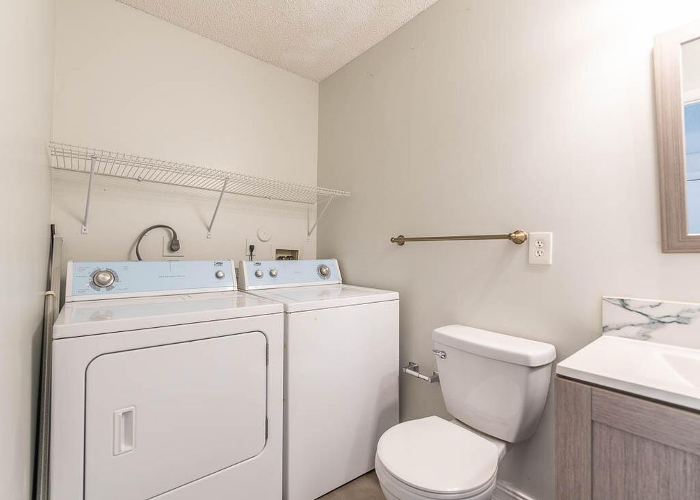 For Rent: $2,350 (3 beds, 2 baths, 1260 Square Feet)