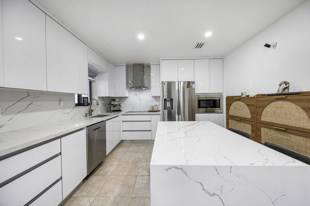 En Venta: $600,000 (3 camas, 2 baños, 1568 Pies cuadrados)