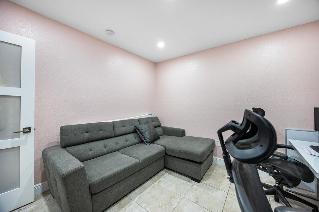 En Venta: $600,000 (3 camas, 2 baños, 1568 Pies cuadrados)