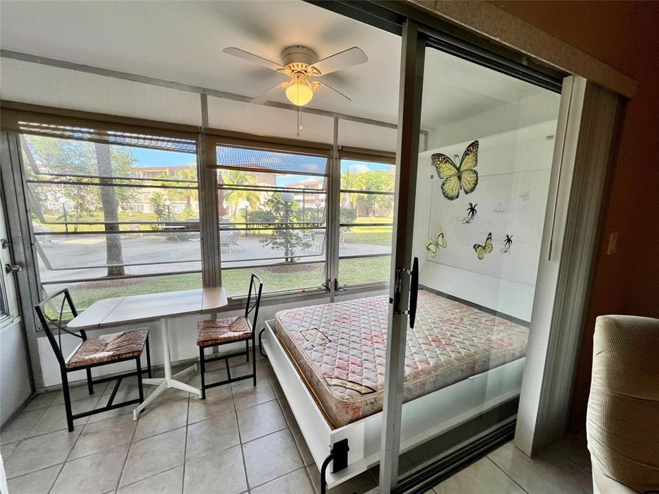 For Rent: $1,650 (1 beds, 1 baths, 768 Square Feet)