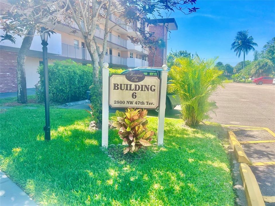 For Rent: $1,650 (1 beds, 1 baths, 768 Square Feet)