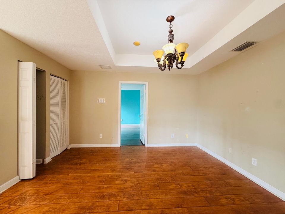 出租: $3,400 (4 贝兹, 4 浴室, 3031 平方英尺)