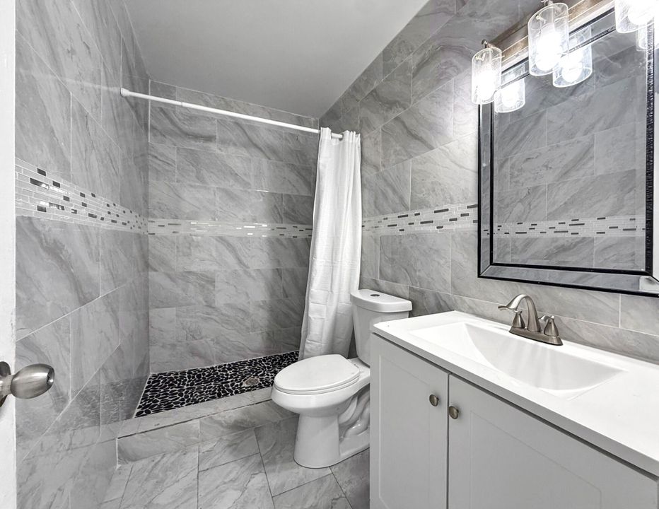 En Renta: $1,900 (2 camas, 2 baños, 1100 Pies cuadrados)