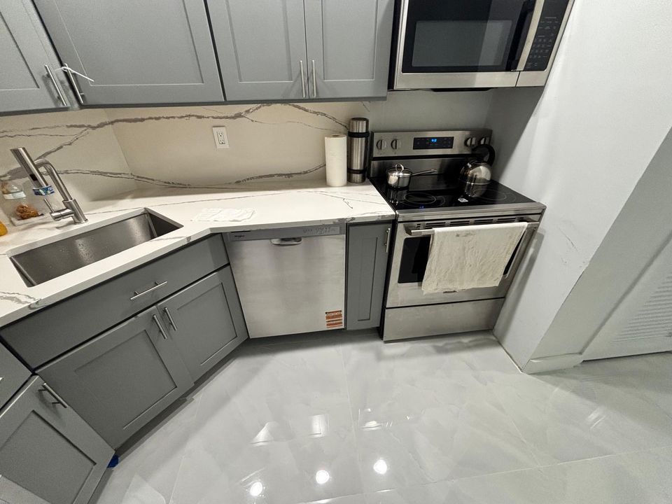 En Venta: $280,000 (1 camas, 1 baños, 750 Pies cuadrados)