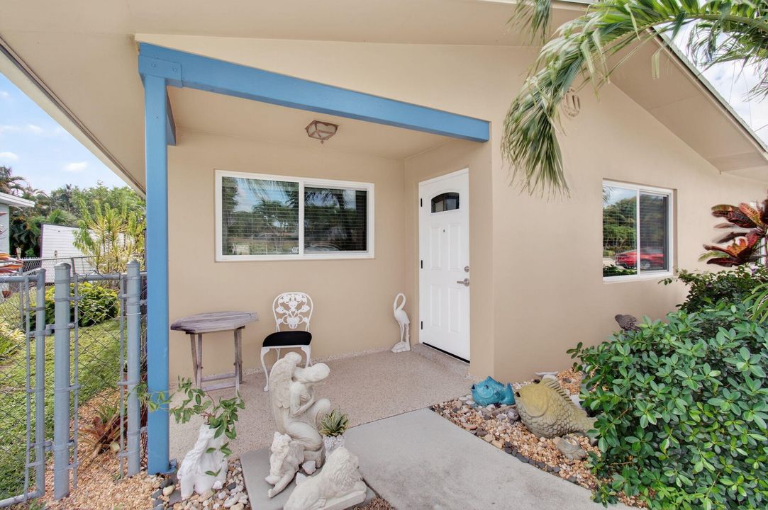 На продажу: $575,000 (3 спален, 2 ванн, 1527 Квадратных фут)