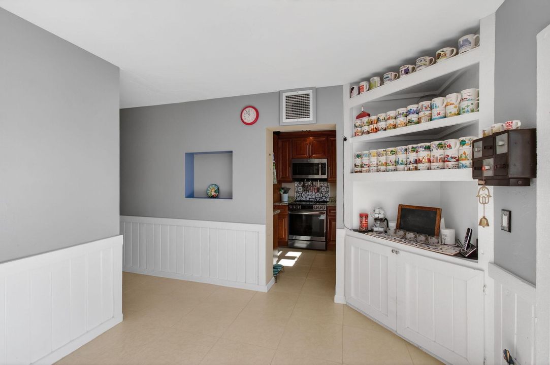 На продажу: $575,000 (3 спален, 2 ванн, 1527 Квадратных фут)