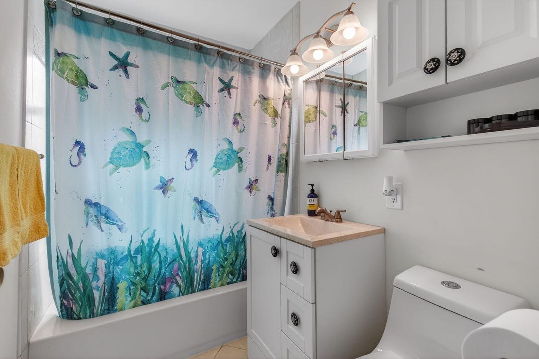 На продажу: $575,000 (3 спален, 2 ванн, 1527 Квадратных фут)