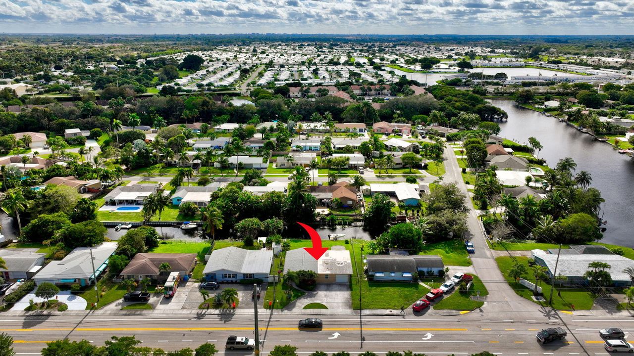 На продажу: $575,000 (3 спален, 2 ванн, 1527 Квадратных фут)