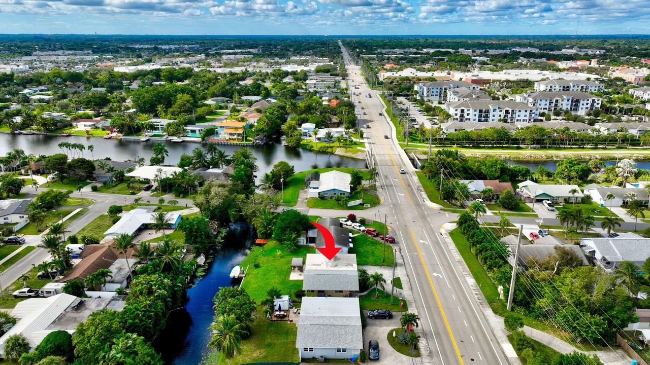 На продажу: $575,000 (3 спален, 2 ванн, 1527 Квадратных фут)