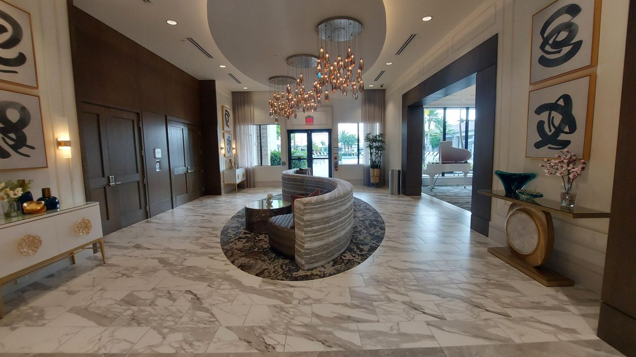 For Sale: $1,249,900 (2 beds, 2 baths, 2214 Square Feet)