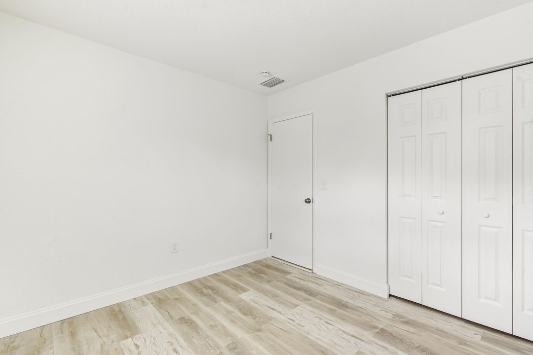 待售: $309,900 (2 贝兹, 2 浴室, 1150 平方英尺)