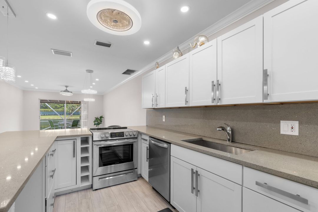 For Rent: $1,995 (2 beds, 1 baths, 908 Square Feet)