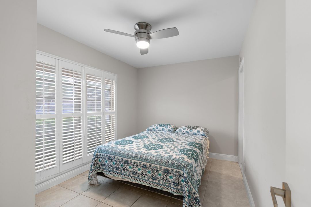 For Rent: $1,995 (2 beds, 1 baths, 908 Square Feet)