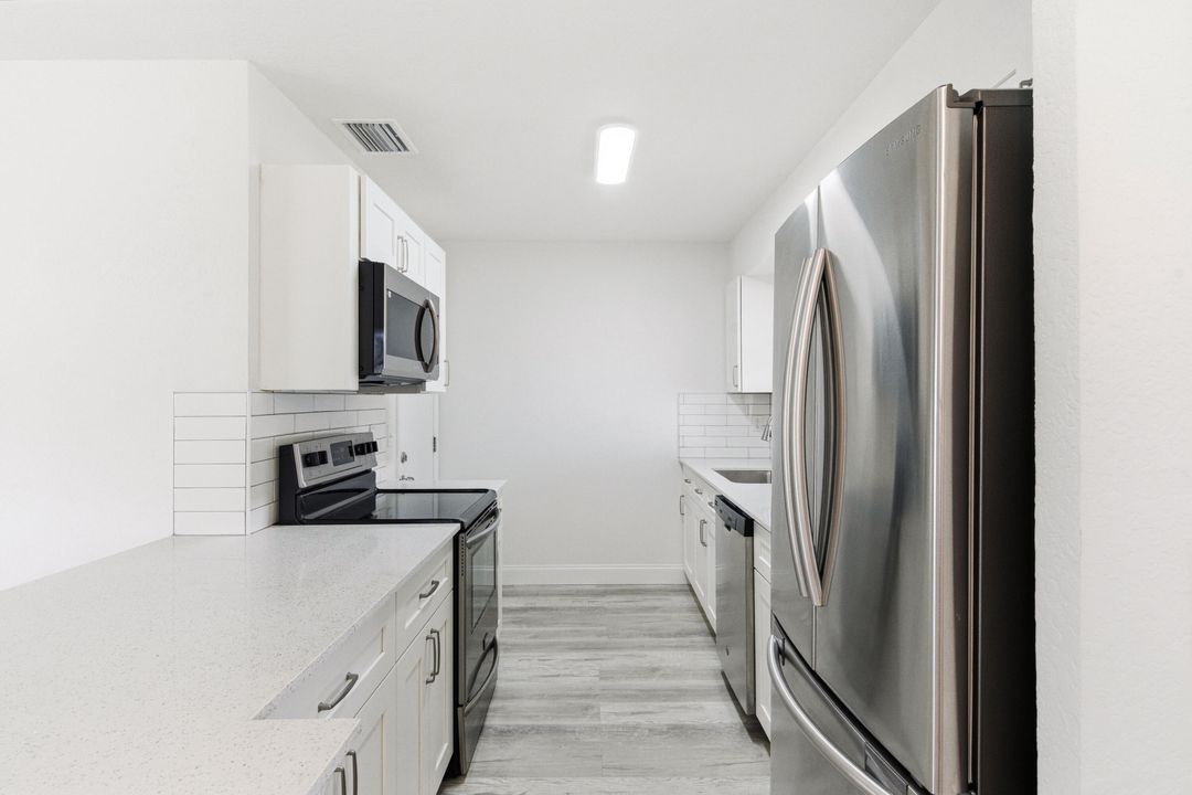 待售: $309,900 (2 贝兹, 2 浴室, 1150 平方英尺)