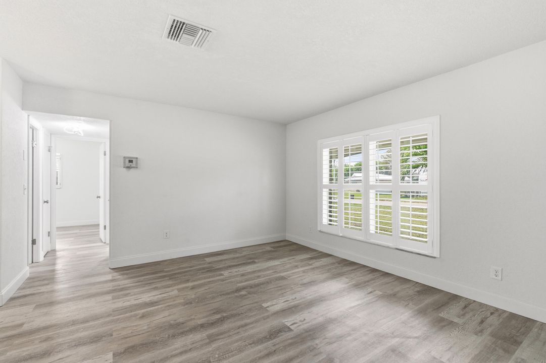 待售: $309,900 (2 贝兹, 2 浴室, 1150 平方英尺)