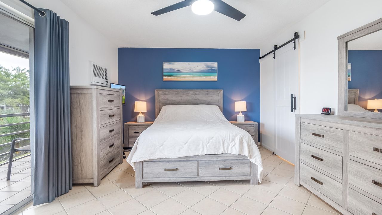 待售: $89,000 (1 贝兹, 1 浴室, 700 平方英尺)