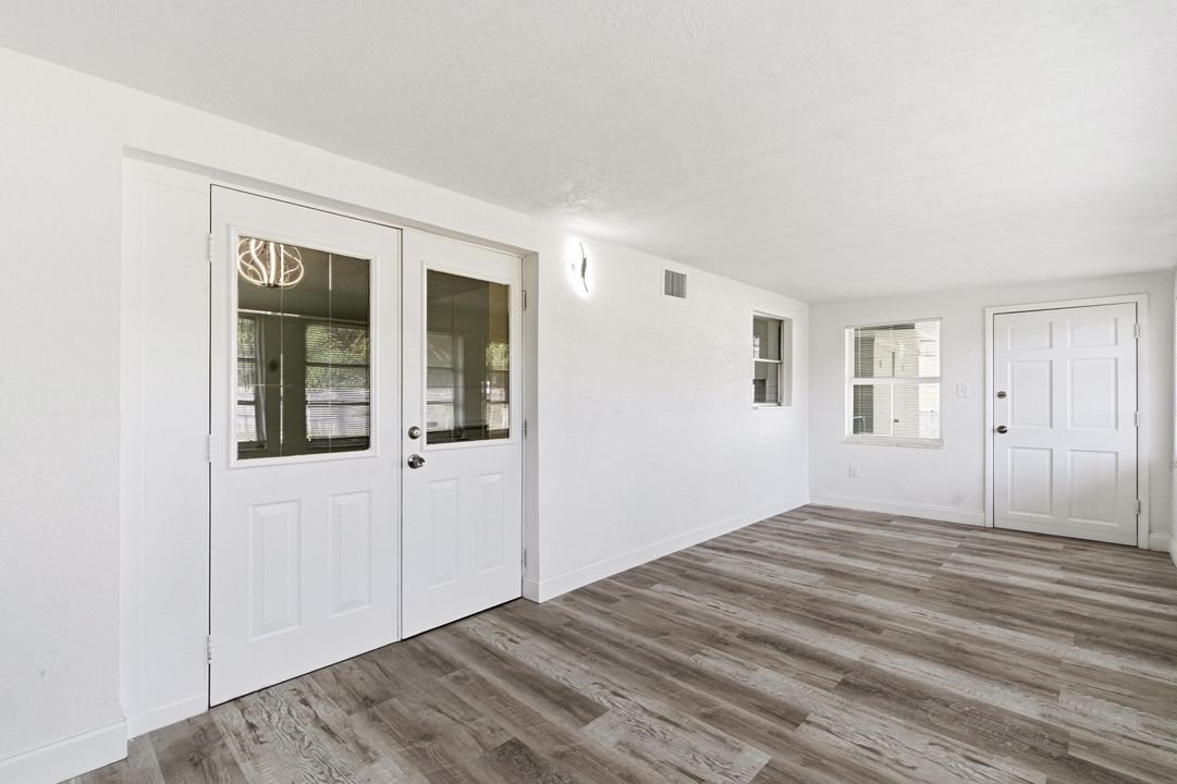 待售: $309,900 (2 贝兹, 2 浴室, 1150 平方英尺)