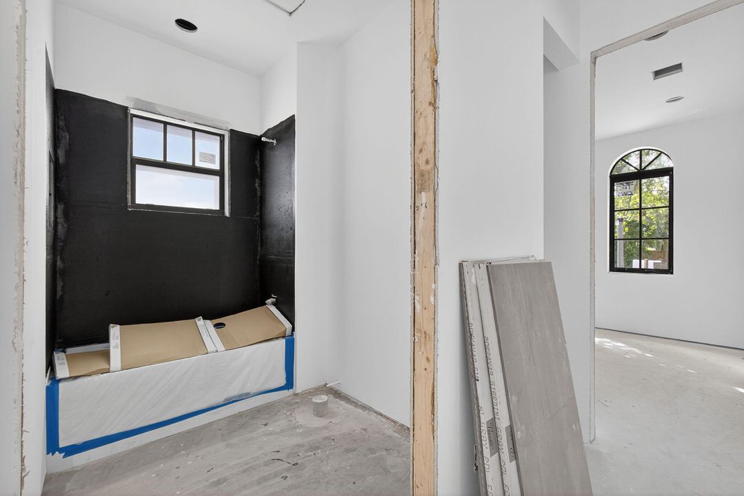 For Sale: $1,950,000 (4 beds, 3 baths, 2112 Square Feet)