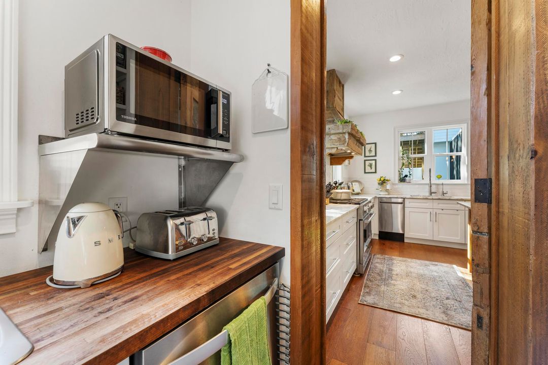 待售: $1,865,000 (4 贝兹, 4 浴室, 2992 平方英尺)