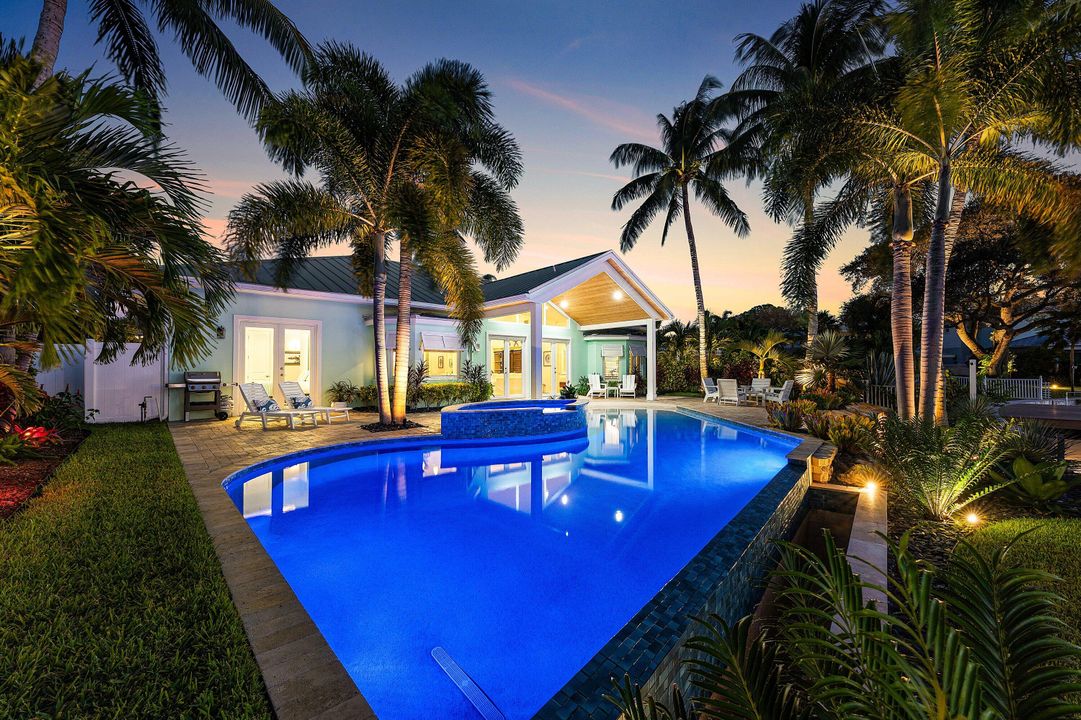 En Venta: $4,999,000 (4 camas, 3 baños, 2209 Pies cuadrados)