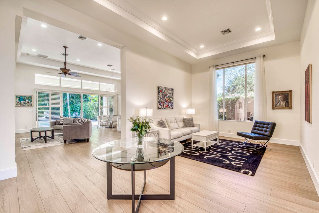 For Sale: $1,999,000 (3 beds, 3 baths, 2685 Square Feet)