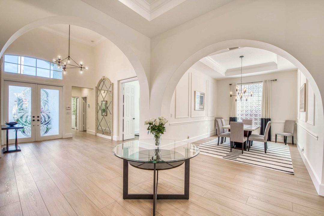 For Sale: $1,999,000 (3 beds, 3 baths, 2685 Square Feet)