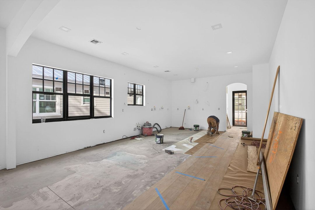 For Sale: $1,950,000 (4 beds, 3 baths, 2112 Square Feet)