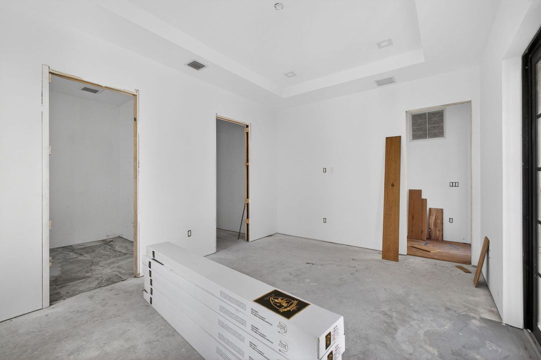 For Sale: $1,950,000 (4 beds, 3 baths, 2112 Square Feet)