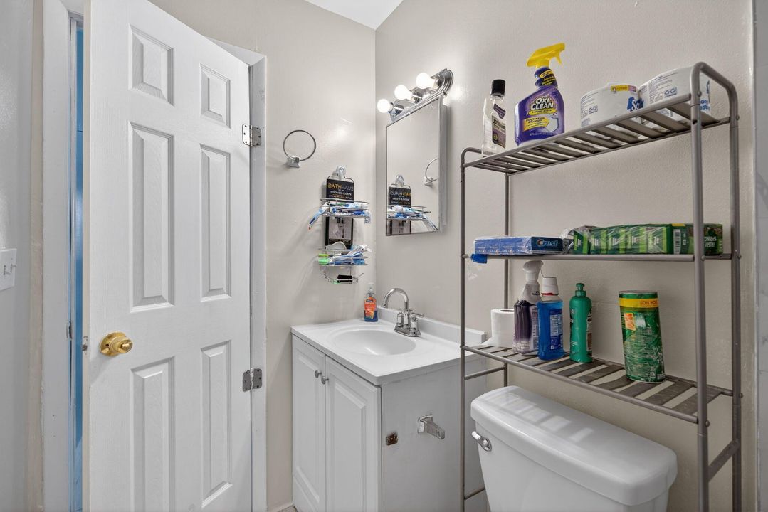 待售: $515,000 (3 贝兹, 2 浴室, 1032 平方英尺)