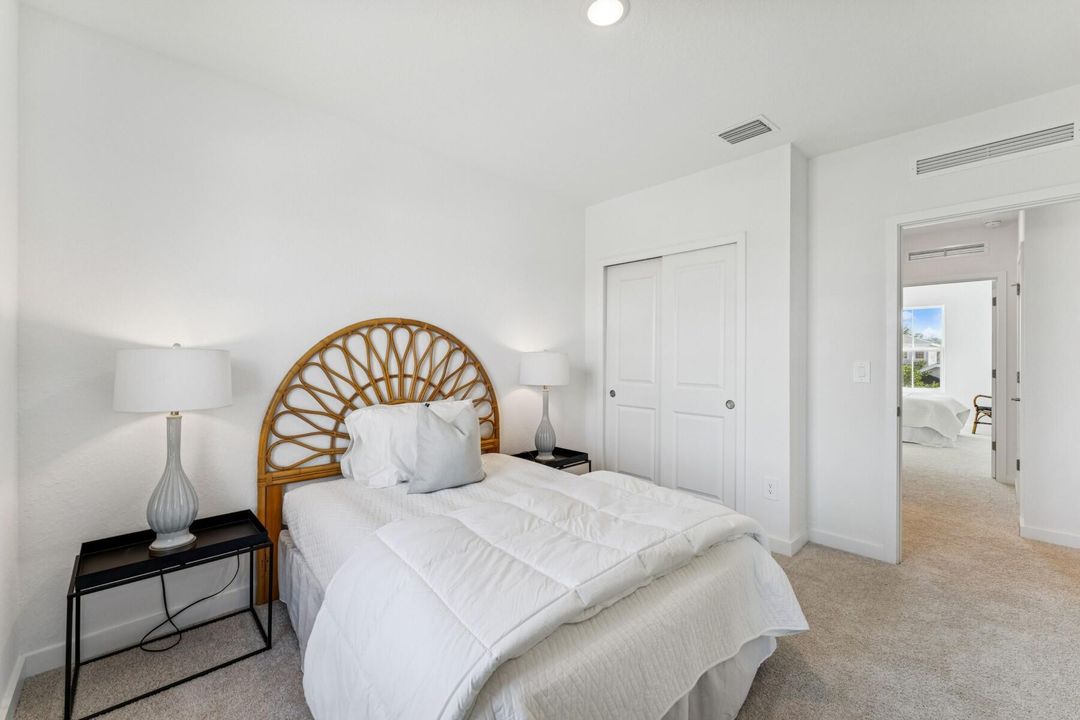 待售: $349,888 (3 贝兹, 2 浴室, 1985 平方英尺)