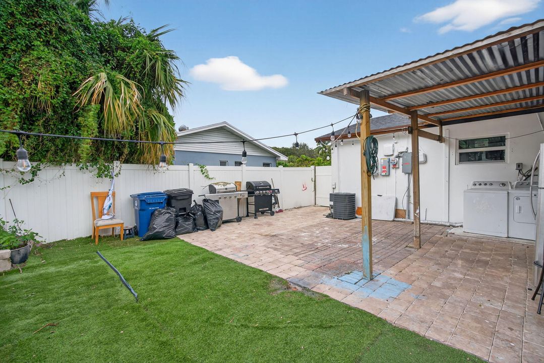 待售: $515,000 (3 贝兹, 2 浴室, 1032 平方英尺)