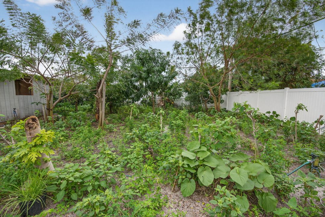 待售: $515,000 (3 贝兹, 2 浴室, 1032 平方英尺)