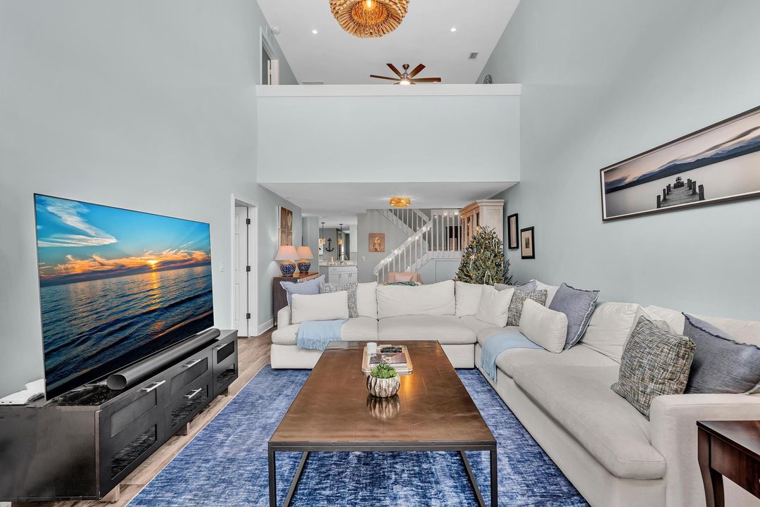 待售: $849,900 (3 贝兹, 2 浴室, 2266 平方英尺)