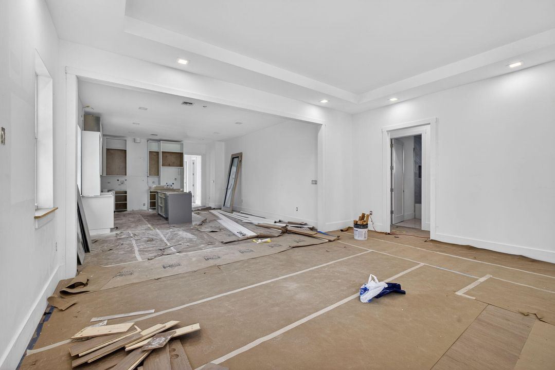 For Sale: $1,950,000 (4 beds, 3 baths, 2112 Square Feet)