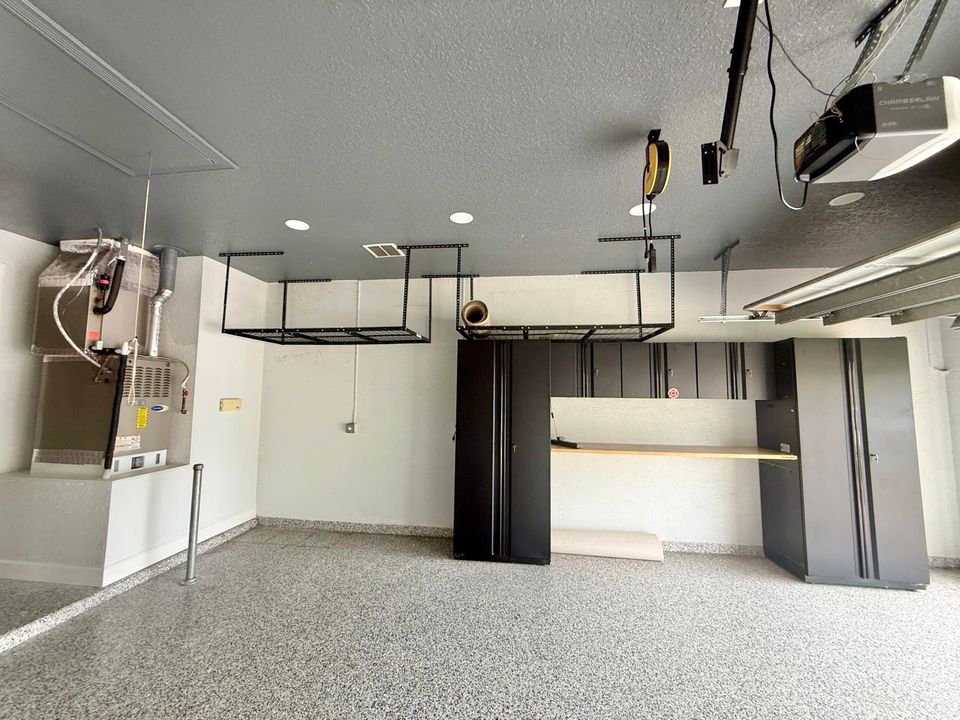 Active With Contract: $450,000 (3 beds, 2 baths, 2489 Square Feet)